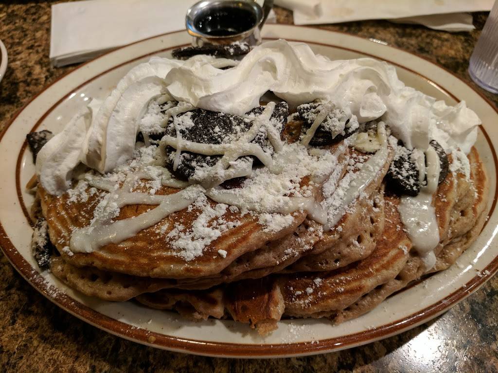 Golden Nugget Pancake House | restaurant | 3959 W Diversey Ave, Chicago, IL 60647, USA | 7732274346 OR +1 773-227-4346