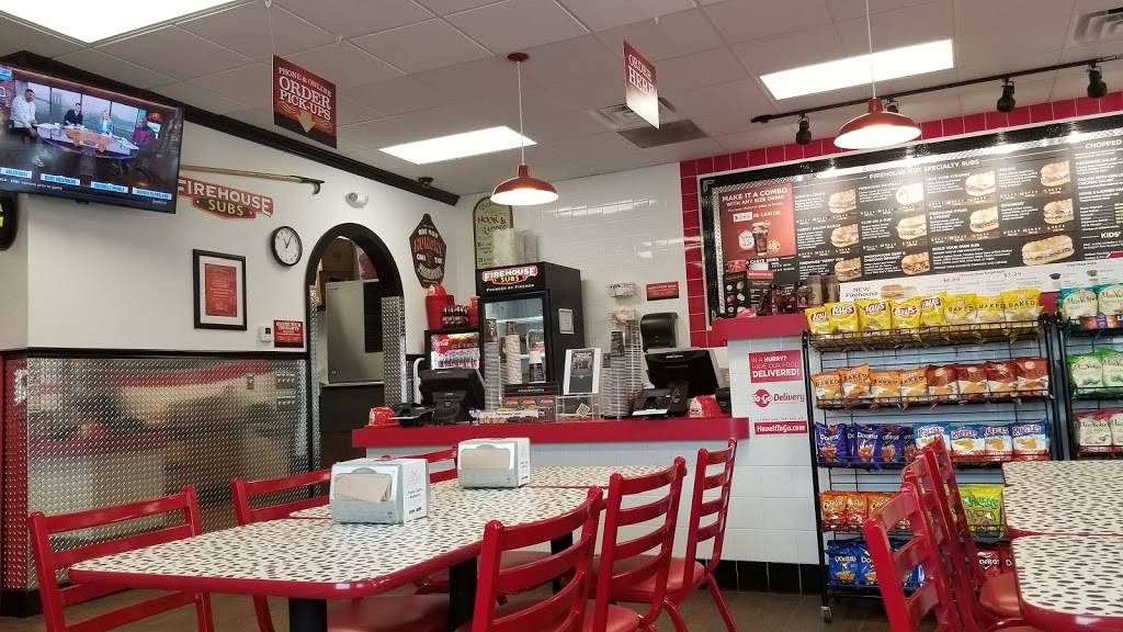 Firehouse Subs Collinsville Centre | restaurant | 1095 Beltline Rd #100, Collinsville, IL 62234, USA | 6182238533 OR +1 618-223-8533