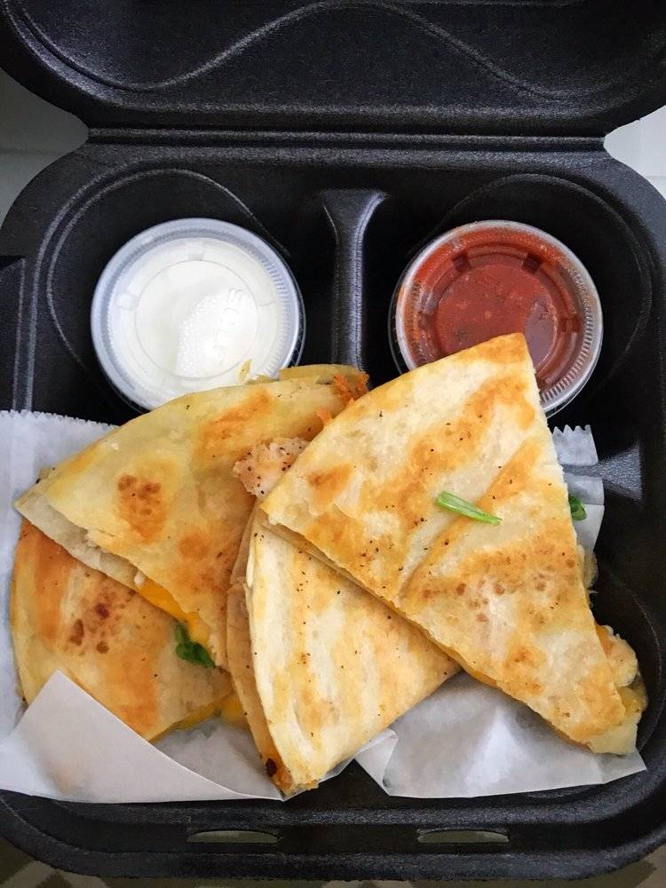 Gias Blue Water Taqueria | restaurant | 212 Boardwalk Pl E, Madeira Beach, FL 33708, USA | 7272563494 OR +1 727-256-3494