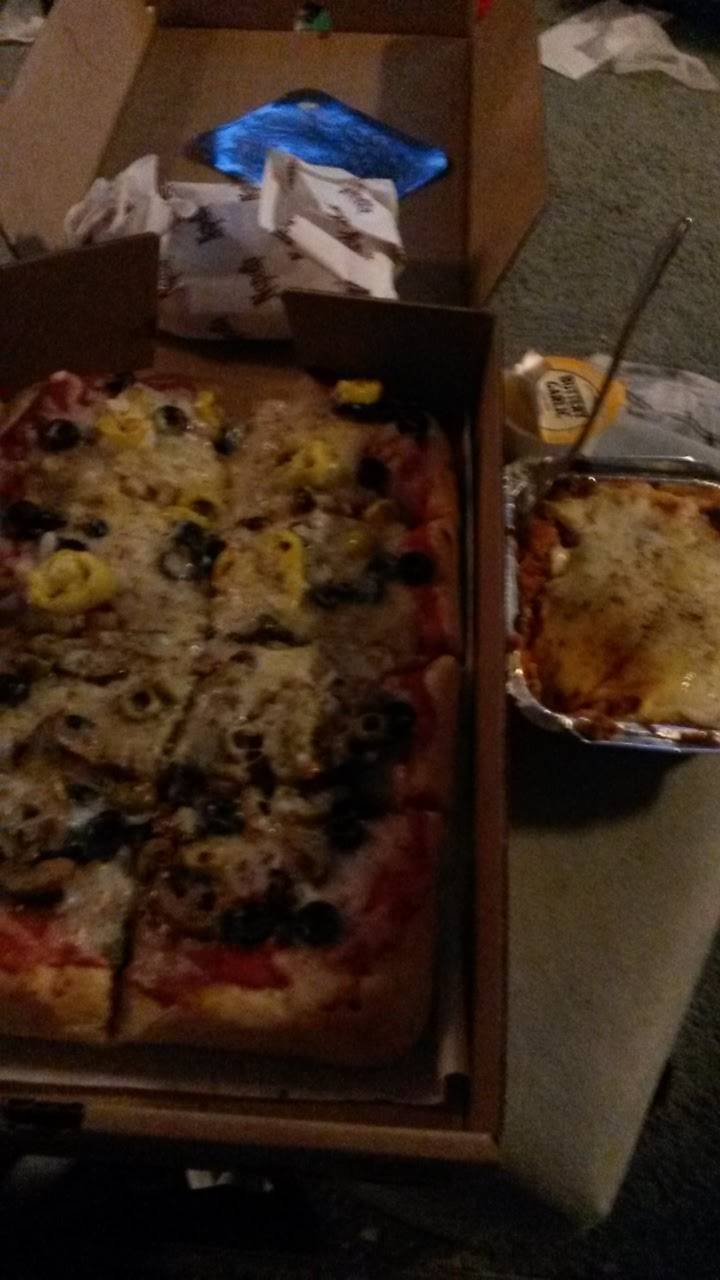 Napolis Pizza | restaurant | 335 Pike St, Marietta, OH 45750, USA | 7404231111 OR +1 740-423-1111