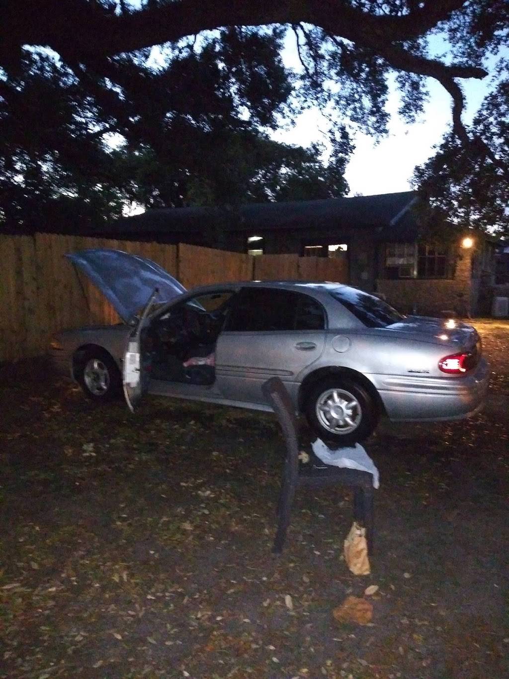 Dunkin | bakery | 3500 S Babcock St, Melbourne, FL 32901, USA | 3217285507 OR +1 321-728-5507