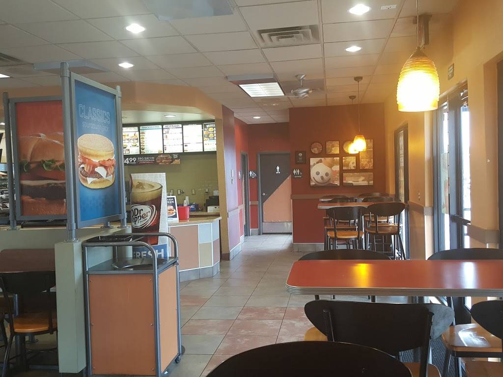 Jack in the Box | restaurant | 1700 Farm to Market 685, Pflugerville, TX 78660, USA | 5122527834 OR +1 512-252-7834