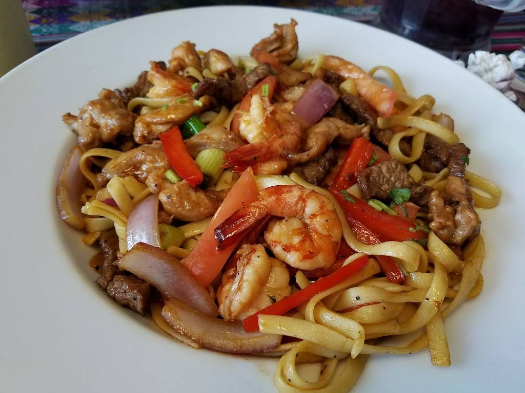 Parrillas Cholito | restaurant | 12121 Paramount Blvd, Downey, CA 90242, USA | 5626229389 OR +1 562-622-9389