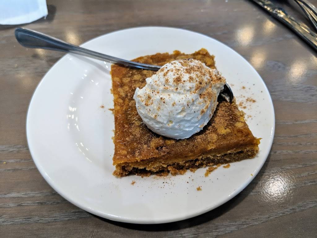 Paula Deens Family Kitchen | restaurant | 1202 Celebrity Cir, Myrtle Beach, SC 29577, USA | 8439451072 OR +1 843-945-1072