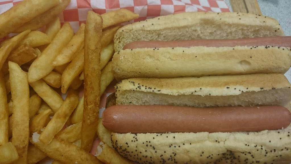 Heffys Hot Dogs | restaurant | 1520 N Elmhurst Rd, Mt Prospect, IL 60056, USA | 8473943339 OR +1 847-394-3339