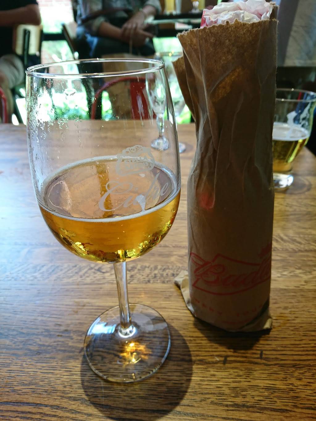 Anheuser-Busch Biergarten | restaurant | 1127 Pestalozzi St, St. Louis, MO 63118, USA | 3145772626 OR +1 314-577-2626