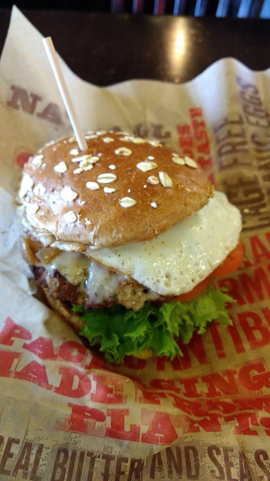 Epic Burger | restaurant | 1000 W North Ave, Chicago, IL 60642, USA | 3124409700 OR +1 312-440-9700