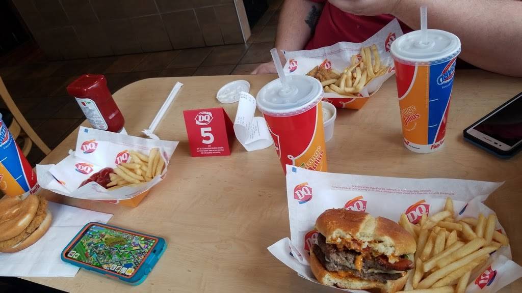 Dairy Queen Grill & Chill | restaurant | 6711 Transit Rd, Lancaster, NY 14086, USA | 7162763482 OR +1 716-276-3482