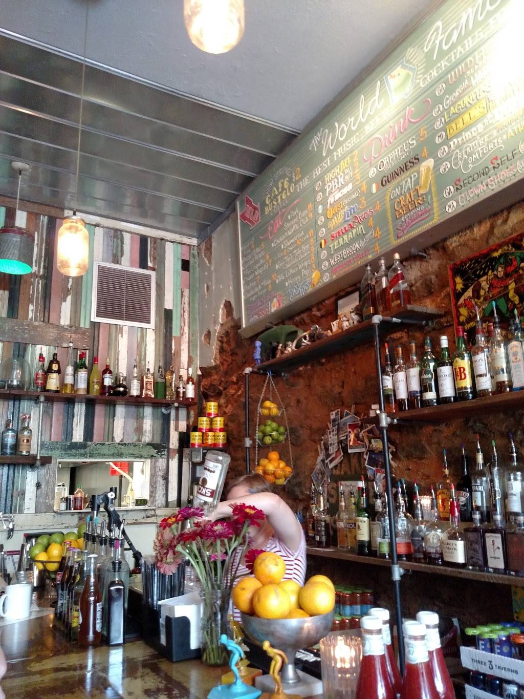 The World Famous | restaurant | 351 N Hull St, Athens, GA 30601, USA | 7065434002 OR +1 706-543-4002