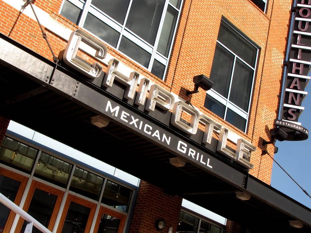 Chipotle Mexican Grill | restaurant | 600 E Pratt St #101, Baltimore, MD 21202, USA | 6674010794 OR +1 667-401-0794
