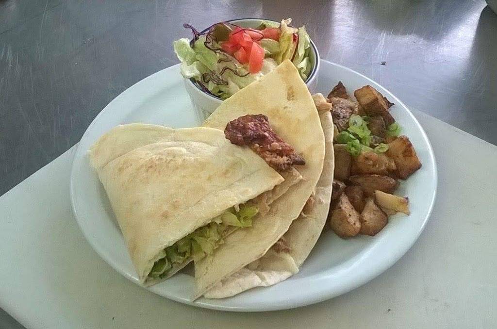 Cantine Du Chef | restaurant | 572 Rang Saint-Amable, Saint-Barnabé-Sud, QC J0H 1G0, Canada | 4507922249 OR +1 450-792-2249