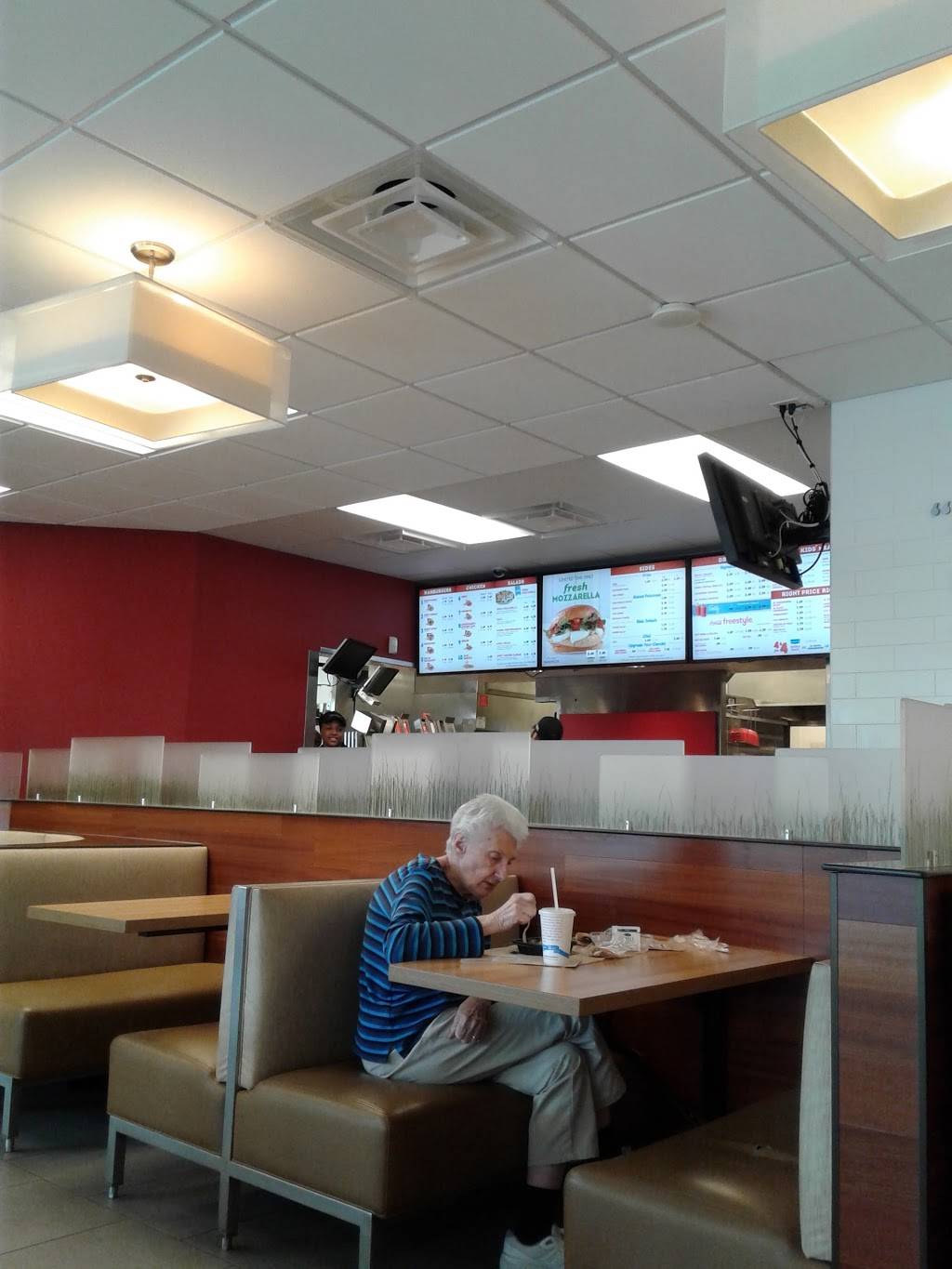 Wendys | restaurant | 1465 Woodbury Ave, Portsmouth, NH 03801, USA | 6034307835 OR +1 603-430-7835