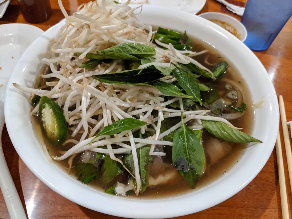 Pho Ever | restaurant | 2404 S Barrington Ave, Los Angeles, CA 90064, USA | 4242731143 OR +1 424-273-1143
