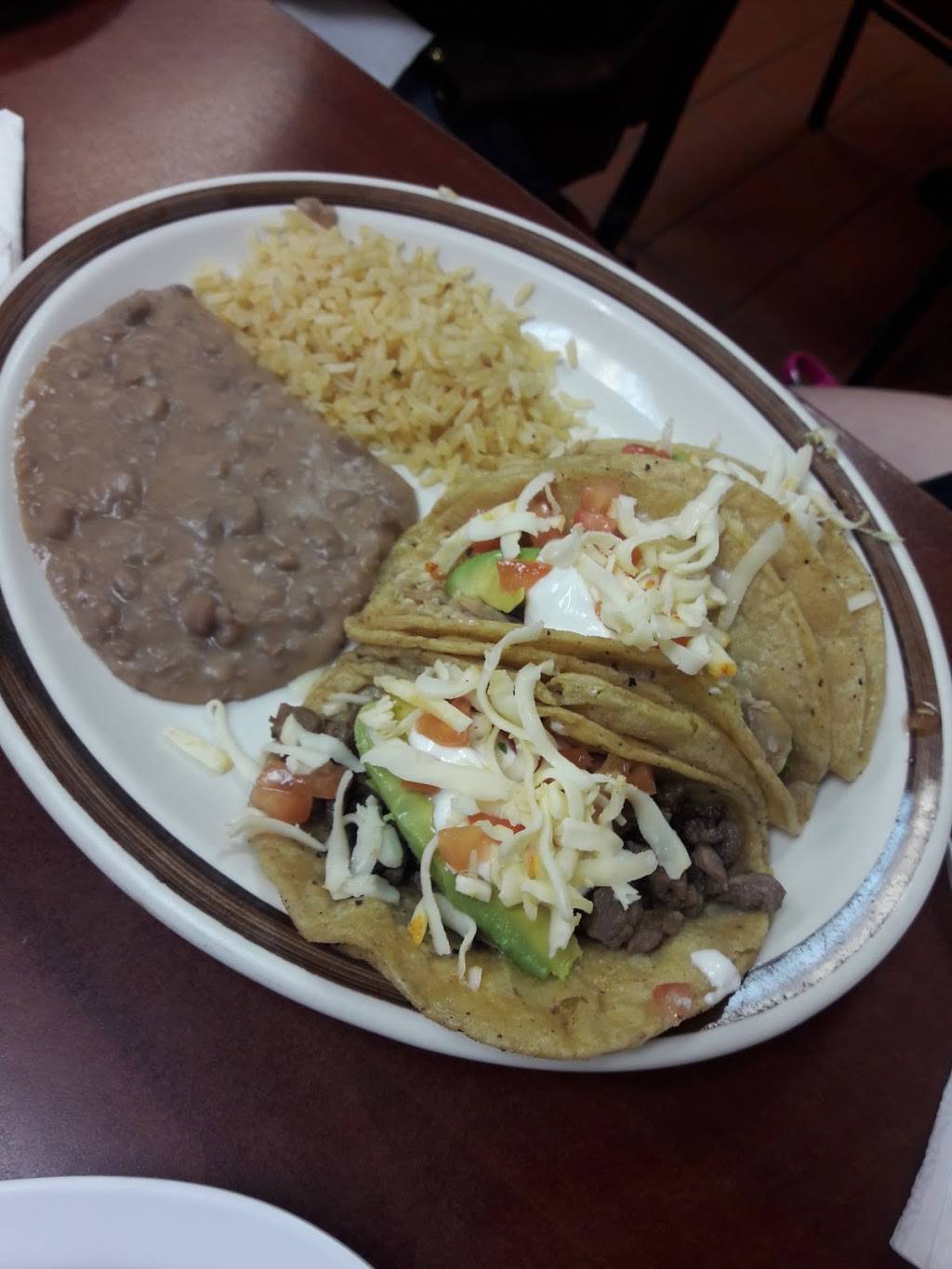 Super Burrito | restaurant | 1502 N Western Ave, Chicago, IL 60622, USA | 7734864195 OR +1 773-486-4195