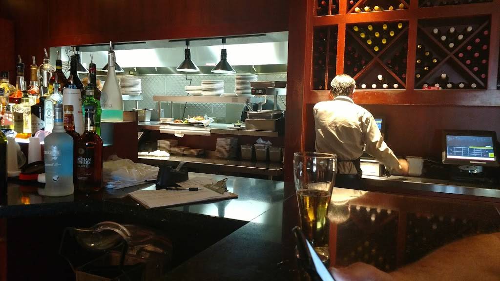 Ruby Tuesday | restaurant | 21301 Town Commons Dr, Estero, FL 33928, USA | 2394958672 OR +1 239-495-8672