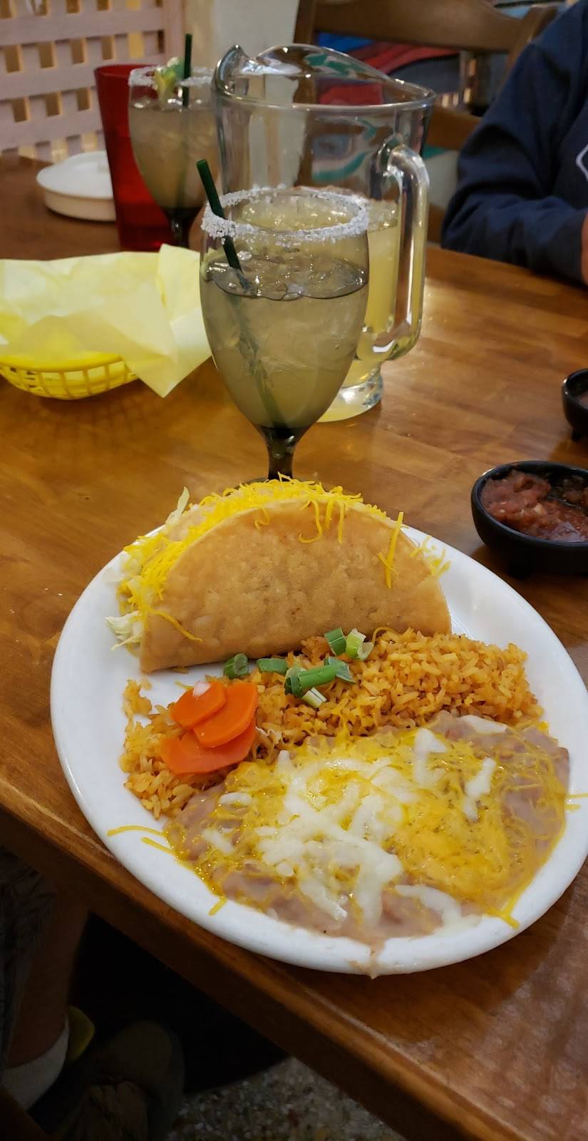 Frijoles Mexican Restaurant & Cantina | restaurant | 652 E 6th St # A, Beaumont, CA 92223, USA | 9518455200 OR +1 951-845-5200