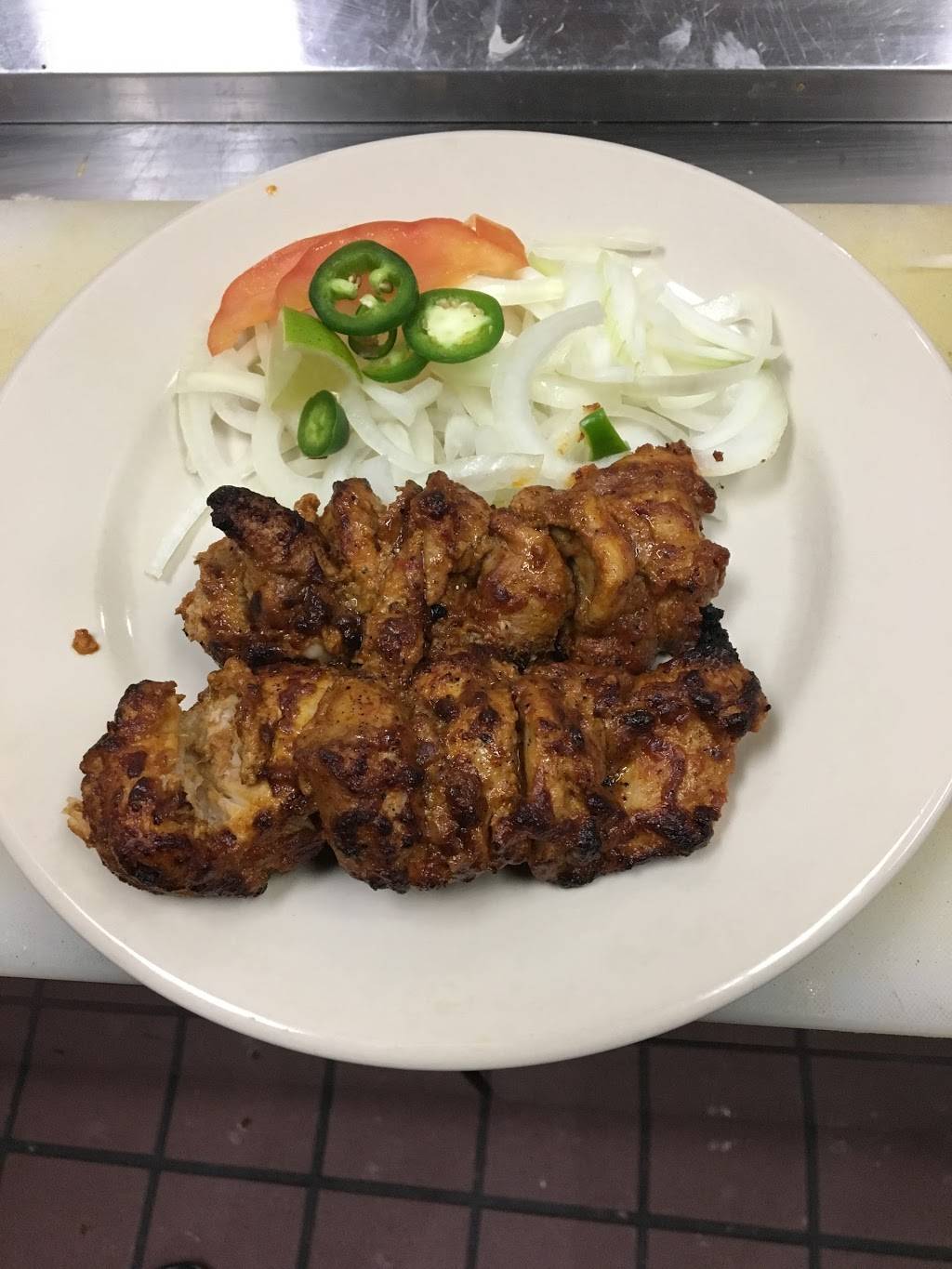 Mehran Restaurant & Catering | restaurant | 1800 Valley View Ln, Irving, TX 75061, USA | 9725141531 OR +1 972-514-1531