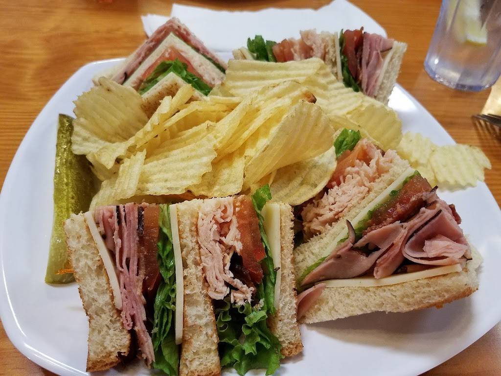 Topsys Cafe | restaurant | 715 S Main St, Concordia, MO 64020, USA | 6604631316 OR +1 660-463-1316