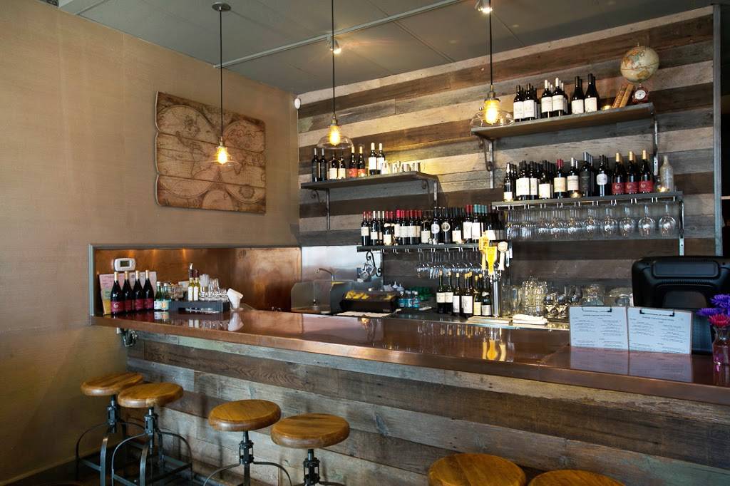 Commonwealth Restaurant | restaurant | 222 S Glenoaks Blvd, Burbank, CA 91501, USA | 8188452225 OR +1 818-845-2225