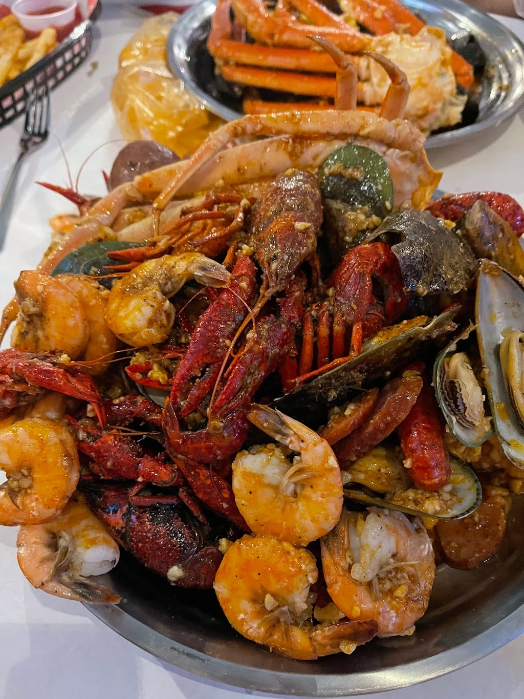 Red Anchor Cajun Seafood Restaurant & Bar | restaurant | 5621 Johnston St, Lafayette, LA 70503, USA | 3377033008 OR +1 337-703-3008