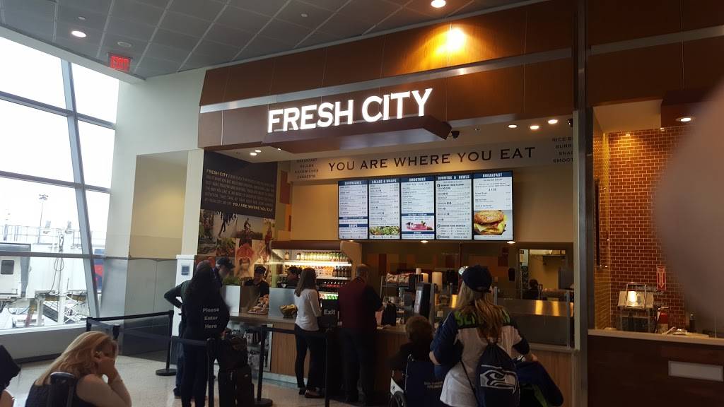 Fresh City | meal takeaway | 1 Harborside Dr, Boston, MA 02128, USA | 6175614700 OR +1 617-561-4700