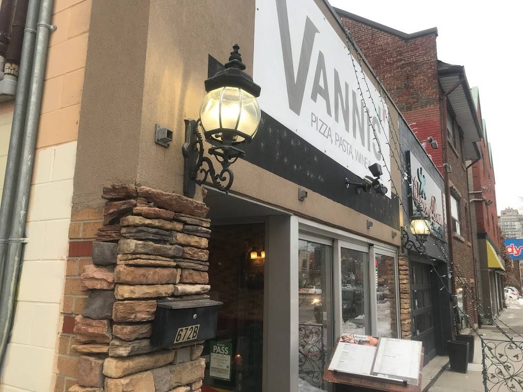 Vannis | restaurant | 672 St Clair Ave W, Toronto, ON M6C 1B1, Canada | 4166511234 OR +1 416-651-1234