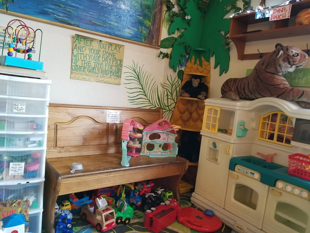 Tinkers Rainforest Deli | restaurant | 12812 Old Glenn Hwy # A-6, Eagle River, AK 99577, USA | 9076943354 OR +1 907-694-3354