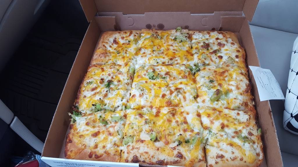 Pizza Joes | restaurant | Champion Plaza, 4437 Mahoning Ave, Warren, OH 44483, USA | 3308477244 OR +1 330-847-7244