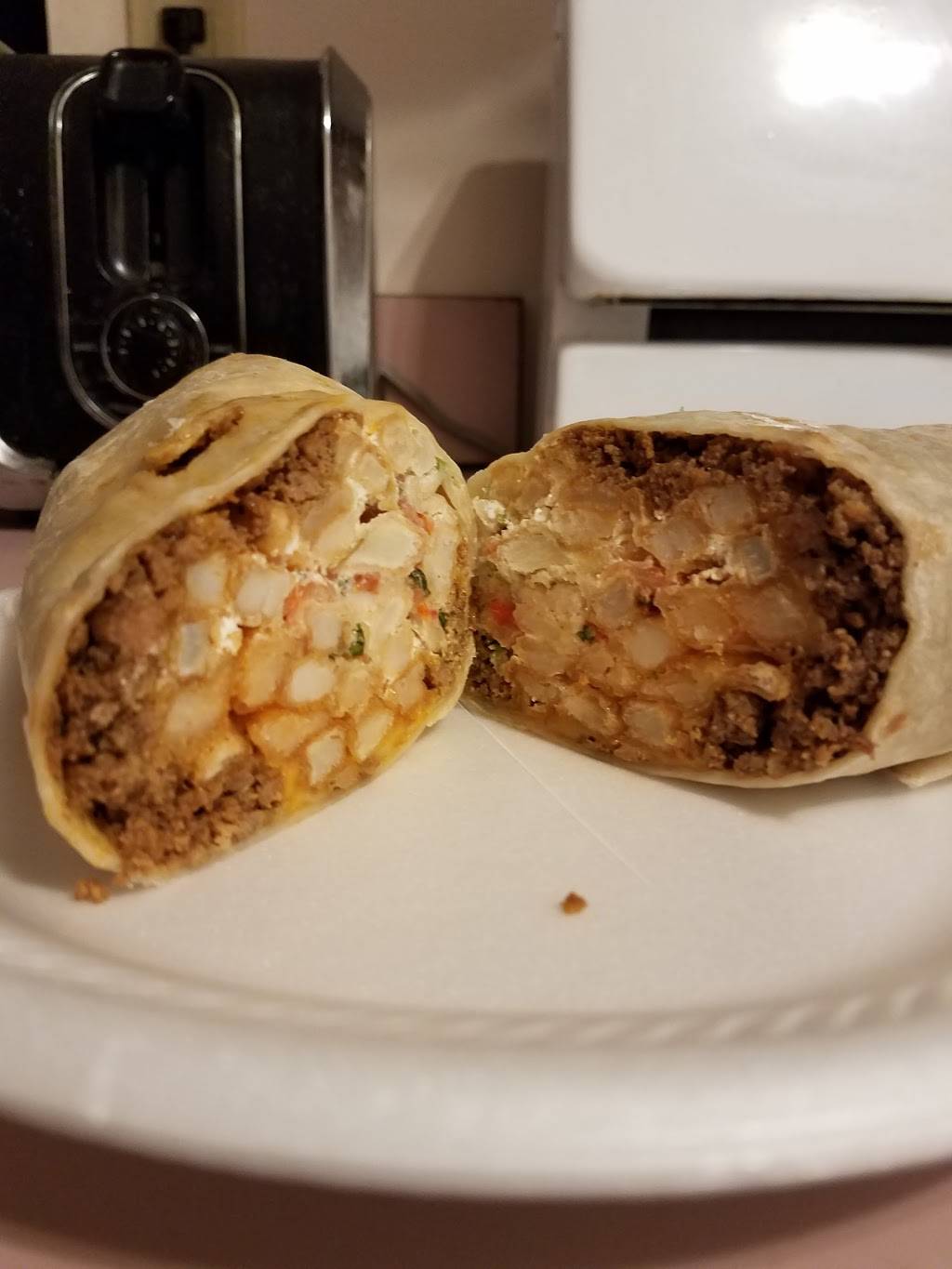 Taqueria Casa Real | restaurant | 860 Dorchester Ave, Dorchester, MA 02125, USA | 6172823135 OR +1 617-282-3135