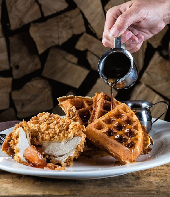 Burt & Maxs | restaurant | 9089 W Atlantic Ave #100, Delray Beach, FL 33446, USA | 5616386380 OR +1 561-638-6380