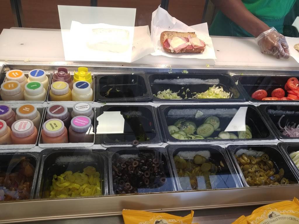 Subway | meal takeaway | 624 W Hallandale Beach Blvd, Hallandale Beach, FL 33009, USA | 9544548259 OR +1 954-454-8259