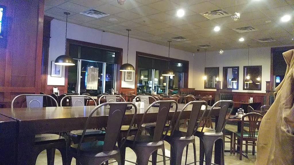 Village Pub | restaurant | 2720 County Rd 88, St Anthony, MN 55418, USA | 6127889680 OR +1 612-788-9680