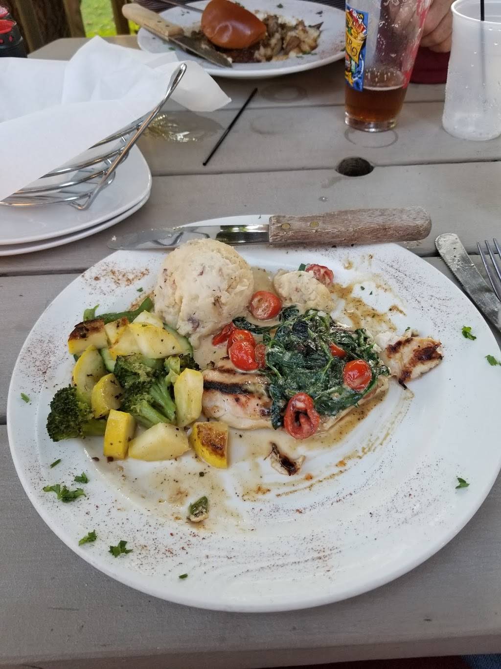 Pioneer Mill of Tiffin | restaurant | 255 Riverside Dr, Tiffin, OH 44883, USA | 4194480100 OR +1 419-448-0100