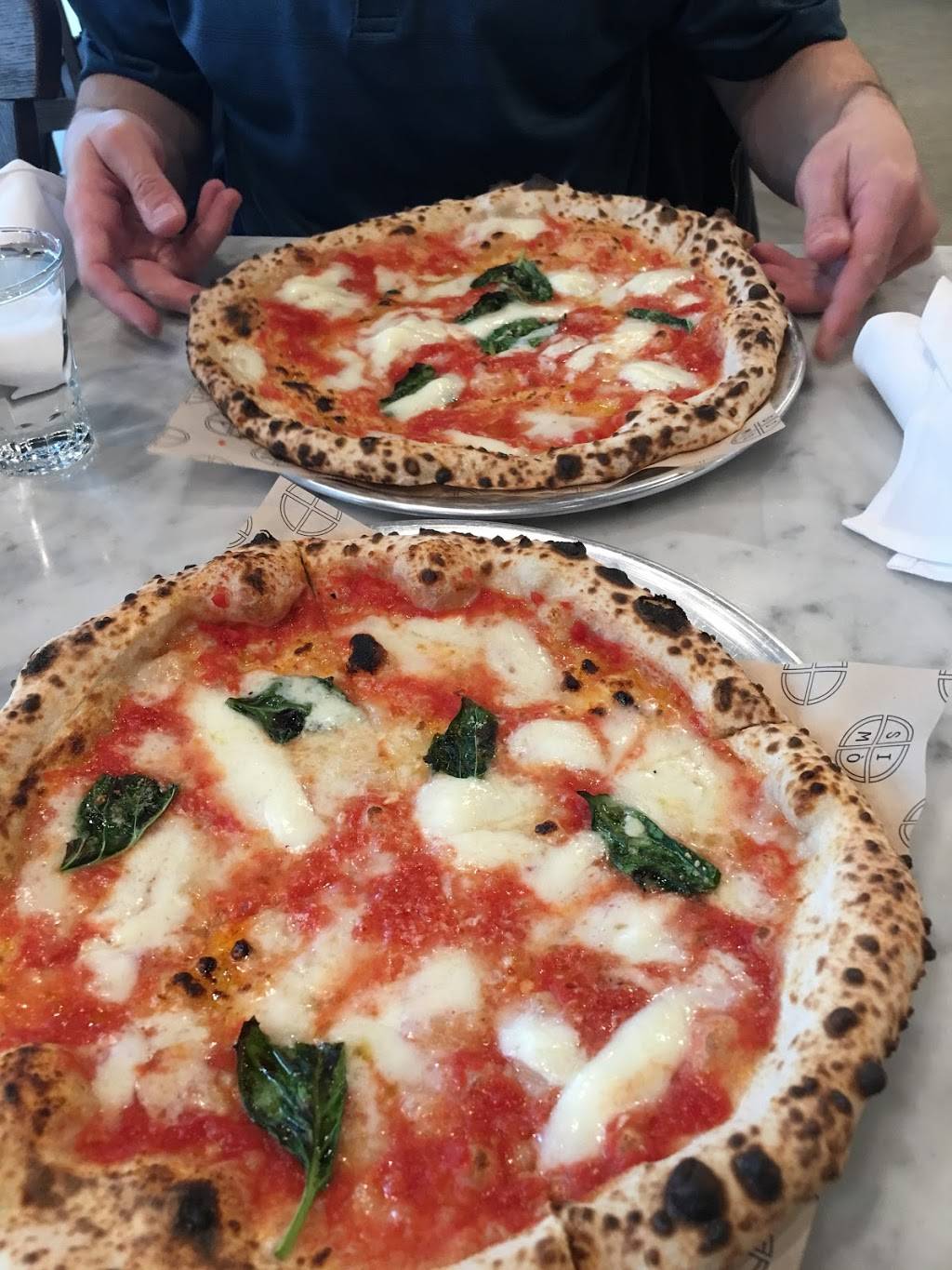 Simò Pizza | restaurant | 90-92 Gansevoort St, New York, NY 10014, USA | 2124622703 OR +1 212-462-2703