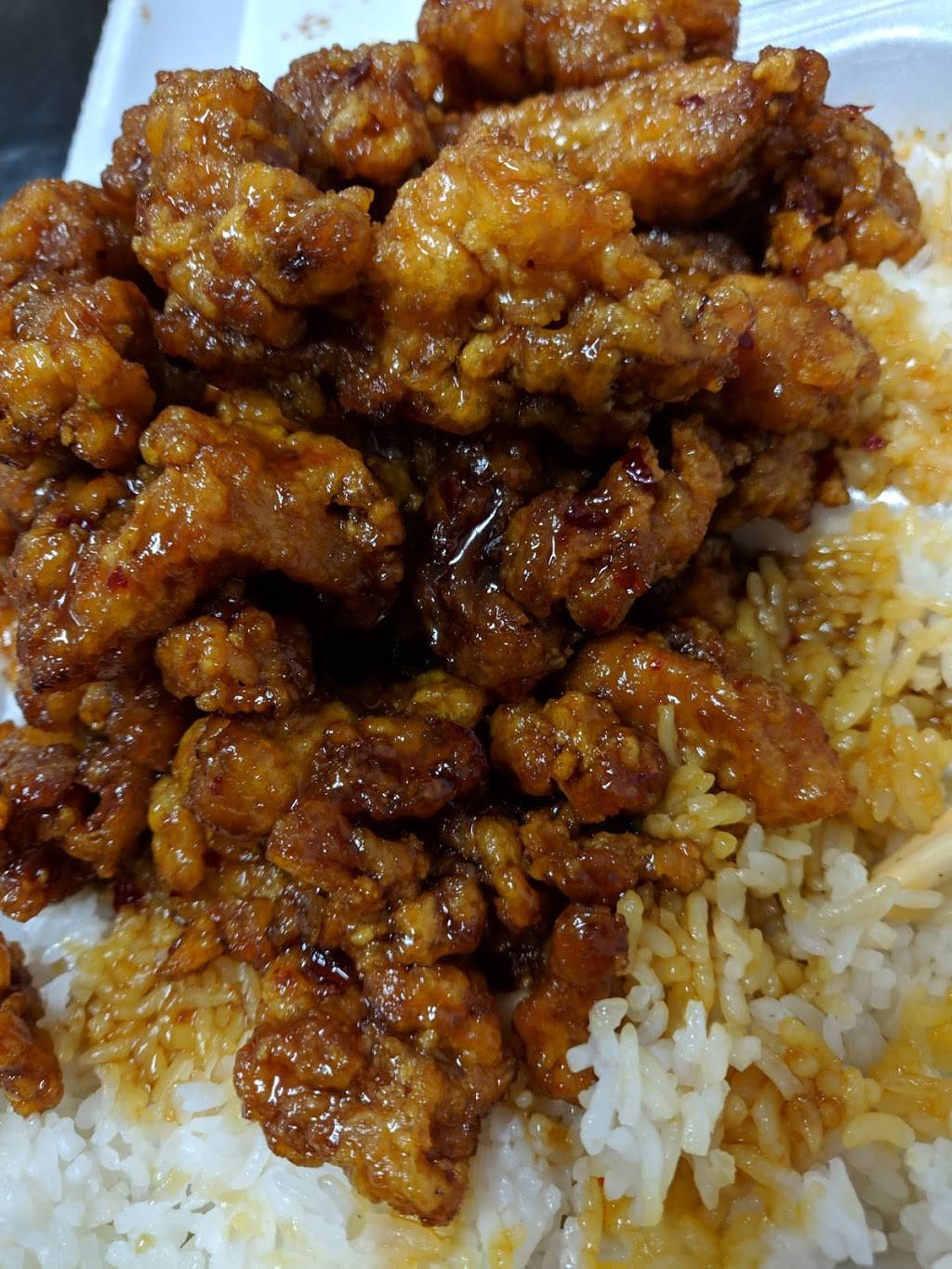 Hot Wok | restaurant | 1303 SW Lee Blvd, Lawton, OK 73501, USA | 5803557888 OR +1 580-355-7888