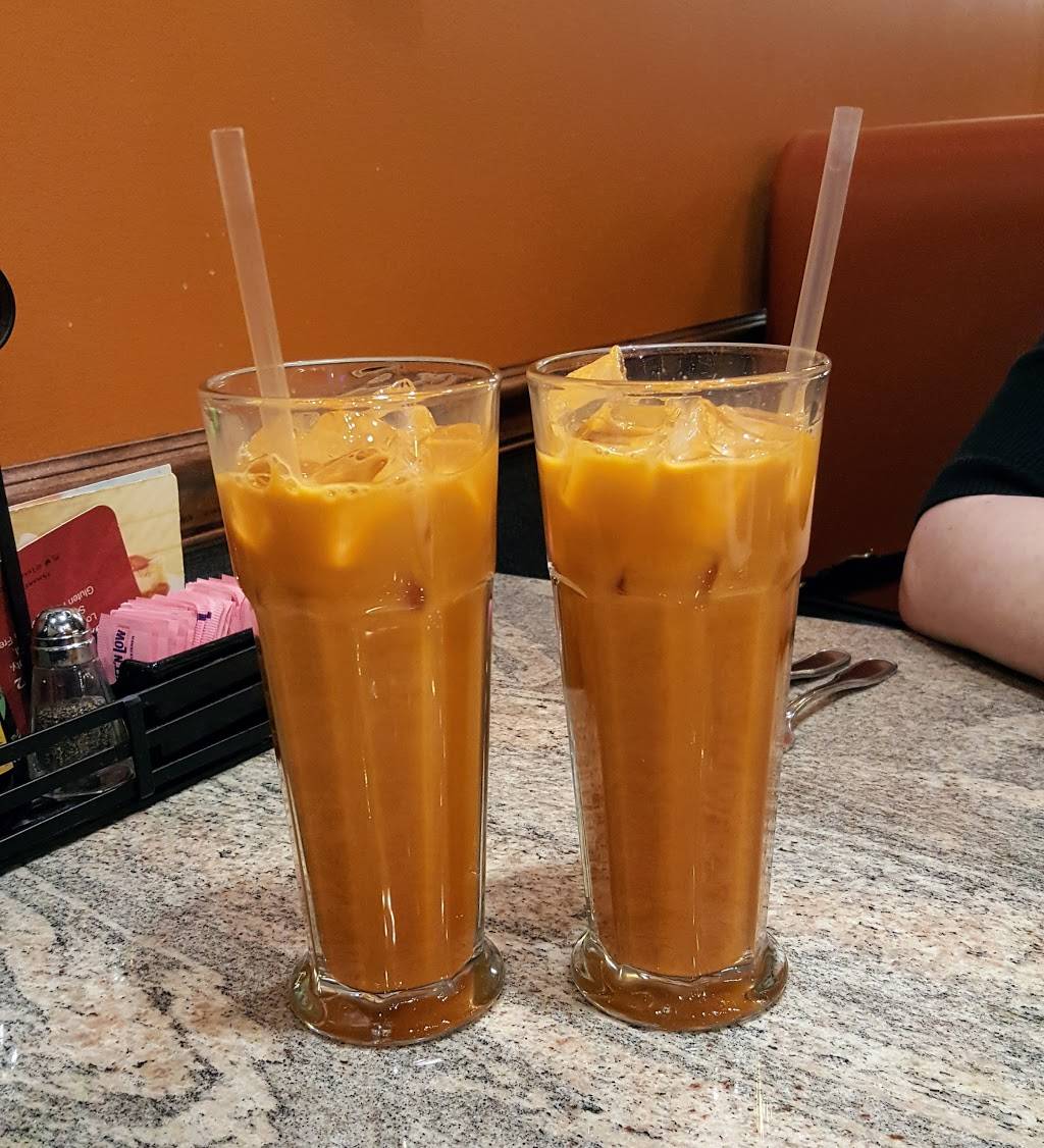 Bahn Thai | restaurant | 12206 Copper Way #122, Charlotte, NC 28277, USA | 9803352313 OR +1 980-335-2313