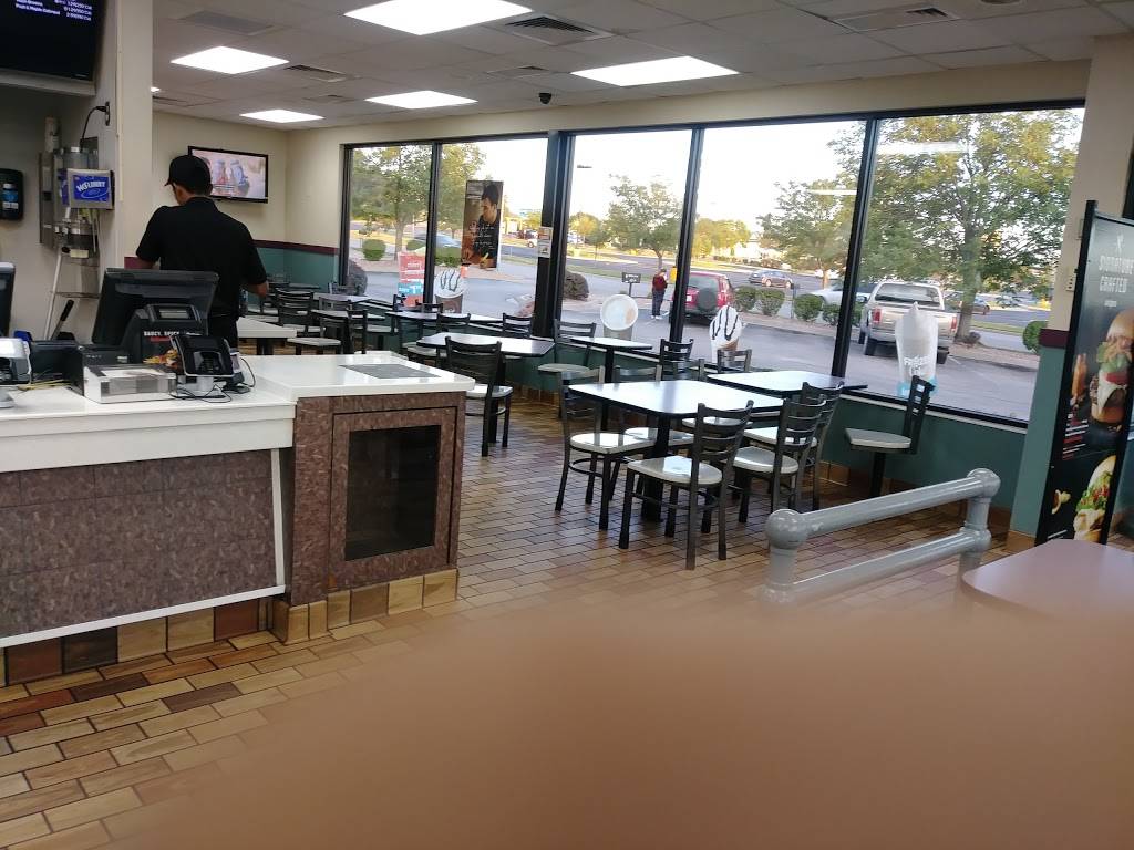 McDonalds | cafe | 3921 S Bolger Rd, Independence, MO 64055, USA | 8163738154 OR +1 816-373-8154