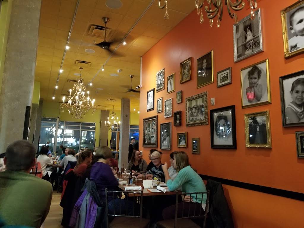 Cubanitas | restaurant | 7973 S Main St, Oak Creek, WI 53154, USA | 4145745260 OR +1 414-574-5260