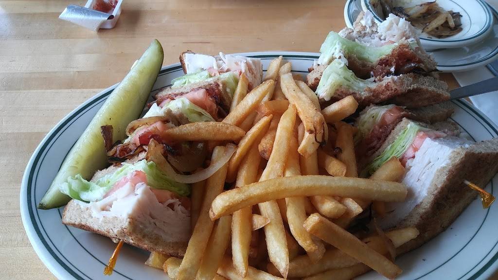 Carols Restaurant | restaurant | 1201 W Capitol Ave, West Sacramento, CA 95691, USA | 9163724631 OR +1 916-372-4631