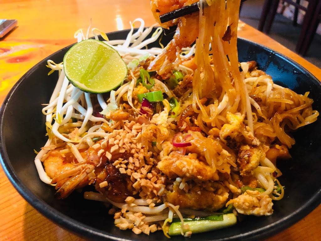 Thai 9 Lincoln NH | restaurant | 151 Main St, Lincoln, NH 03251, USA | 6037452033 OR +1 603-745-2033