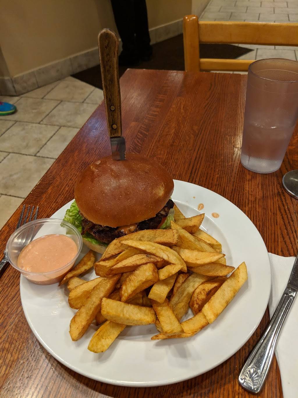 Mizrahi Grill | restaurant | 215 Skokie Valley Rd, Highland Park, IL 60035, USA | 8478311400 OR +1 847-831-1400