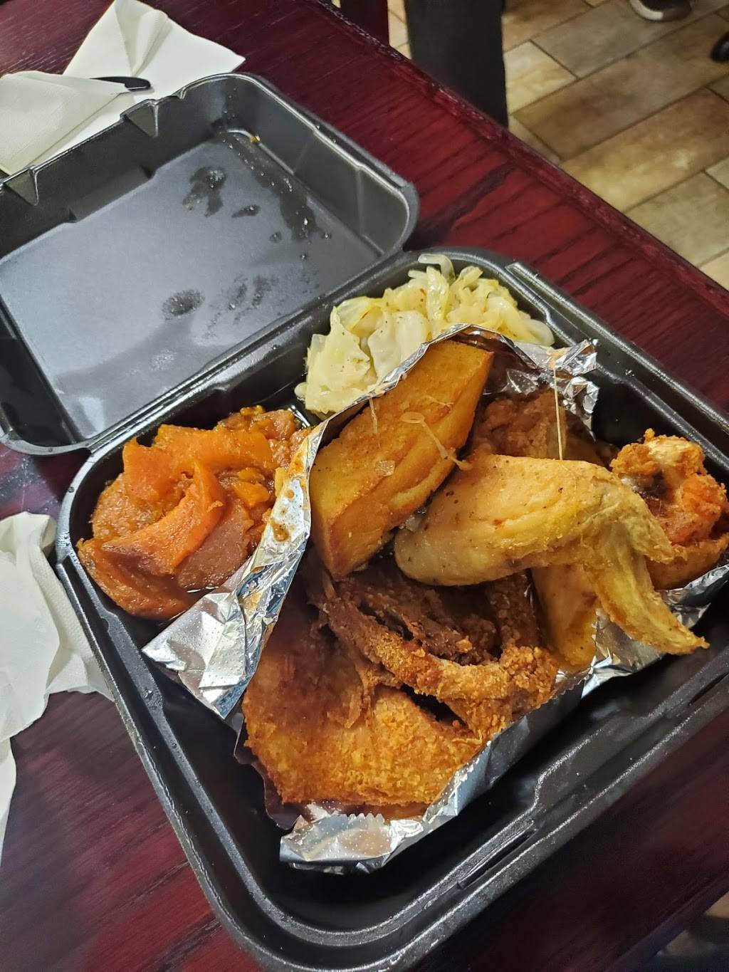 Southern Hands Home Style Cooking | restaurant | 7119 Hacks Cross Rd, Olive Branch, MS 38654, USA | 6628746451 OR +1 662-874-6451