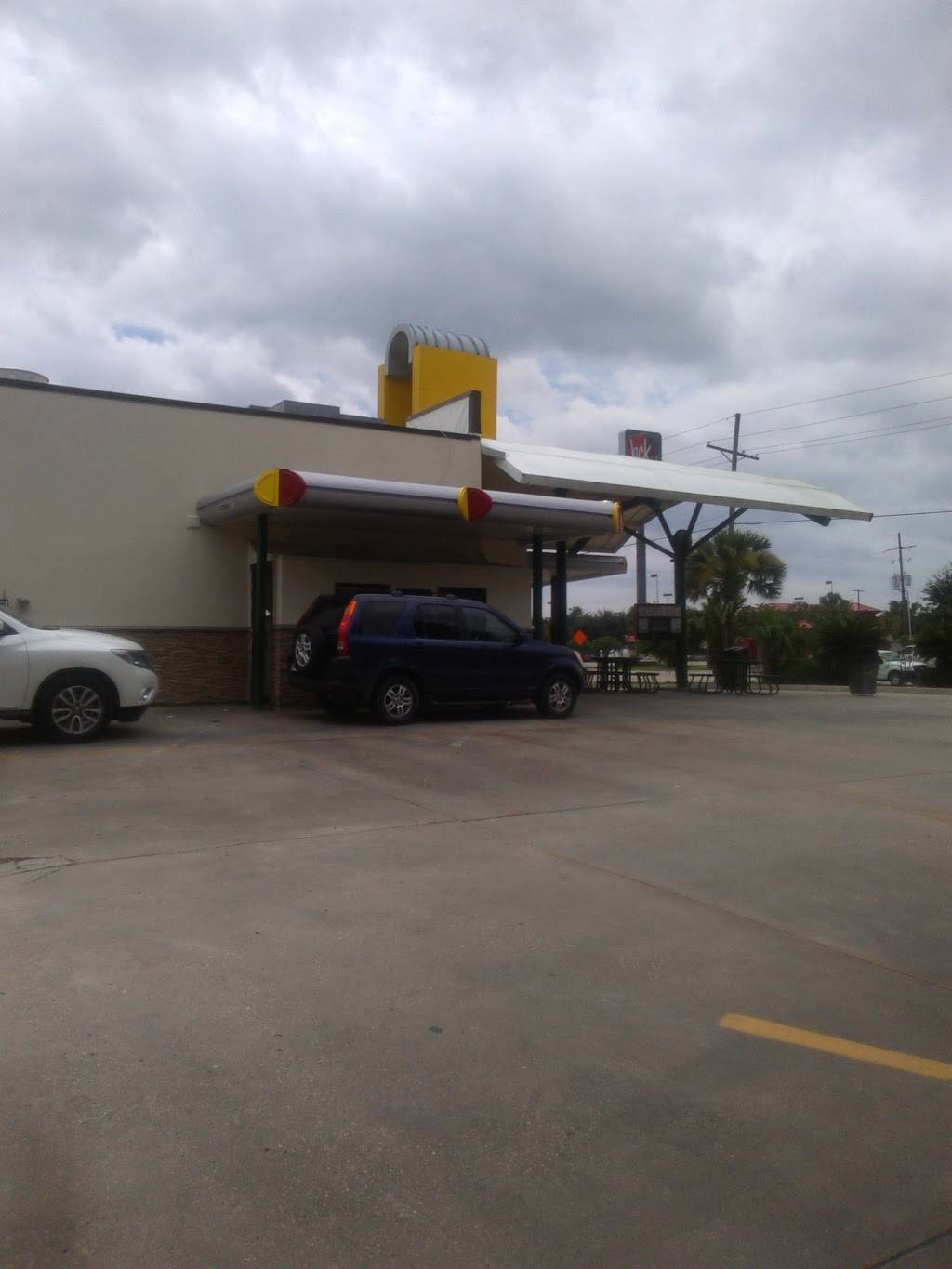 Sonic Drive-In | restaurant | 28320 Walker South Rd, Walker, LA 70785, USA | 2256645773 OR +1 225-664-5773
