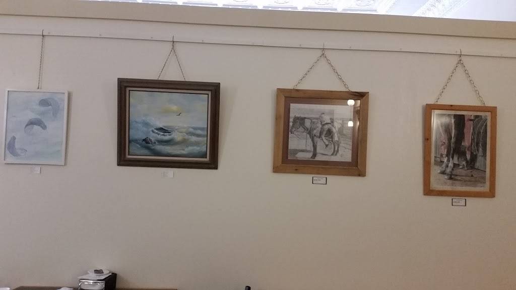 That Place LLC | restaurant | 315 W Water St, Greenfield, MO 65661, USA | 4176370033 OR +1 417-637-0033