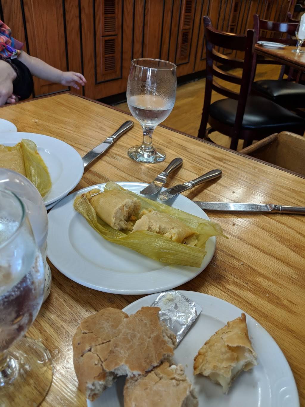 La Humita | restaurant | 3466 N Pulaski Rd, Chicago, IL 60641, USA | 7737949672 OR +1 773-794-9672