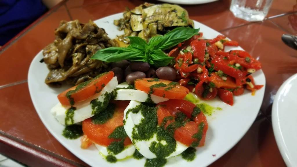 Johnny Ds Market & Bistro | restaurant | 1409 Florida A1A, Vero Beach, FL 32963, USA | 7722344181 OR +1 772-234-4181