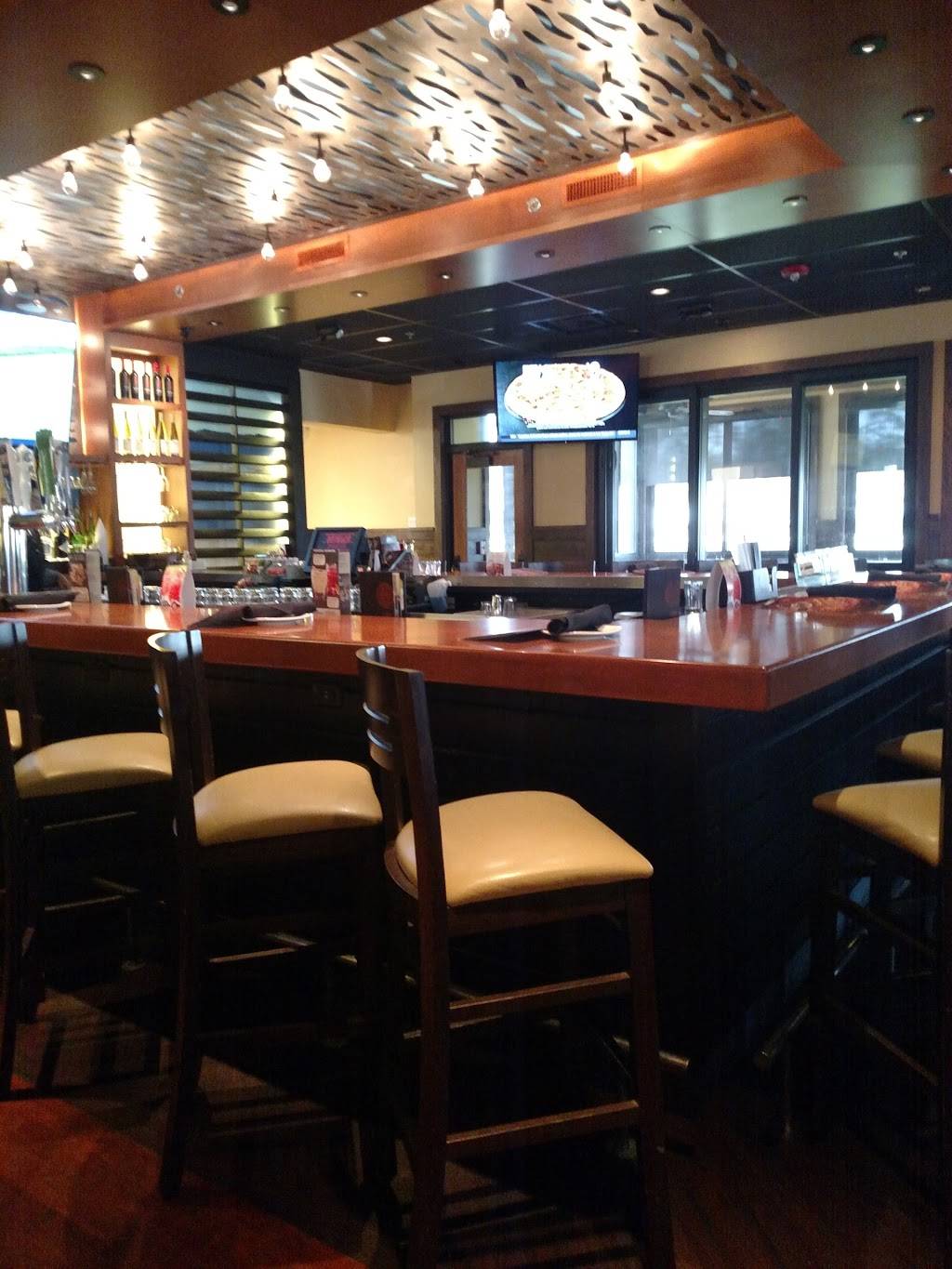 Outback Steakhouse | restaurant | 909 N Elmhurst Rd, Mt Prospect, IL 60056, USA | 8475414329 OR +1 847-541-4329