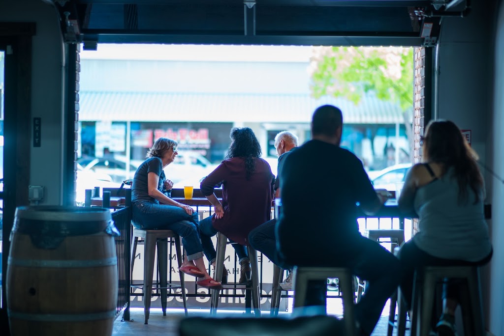 Hop Forged Brewing Company, LLC | restaurant | 106 W 7th St, Hanford, CA 93230, USA | 5596703097 OR +1 559-670-3097