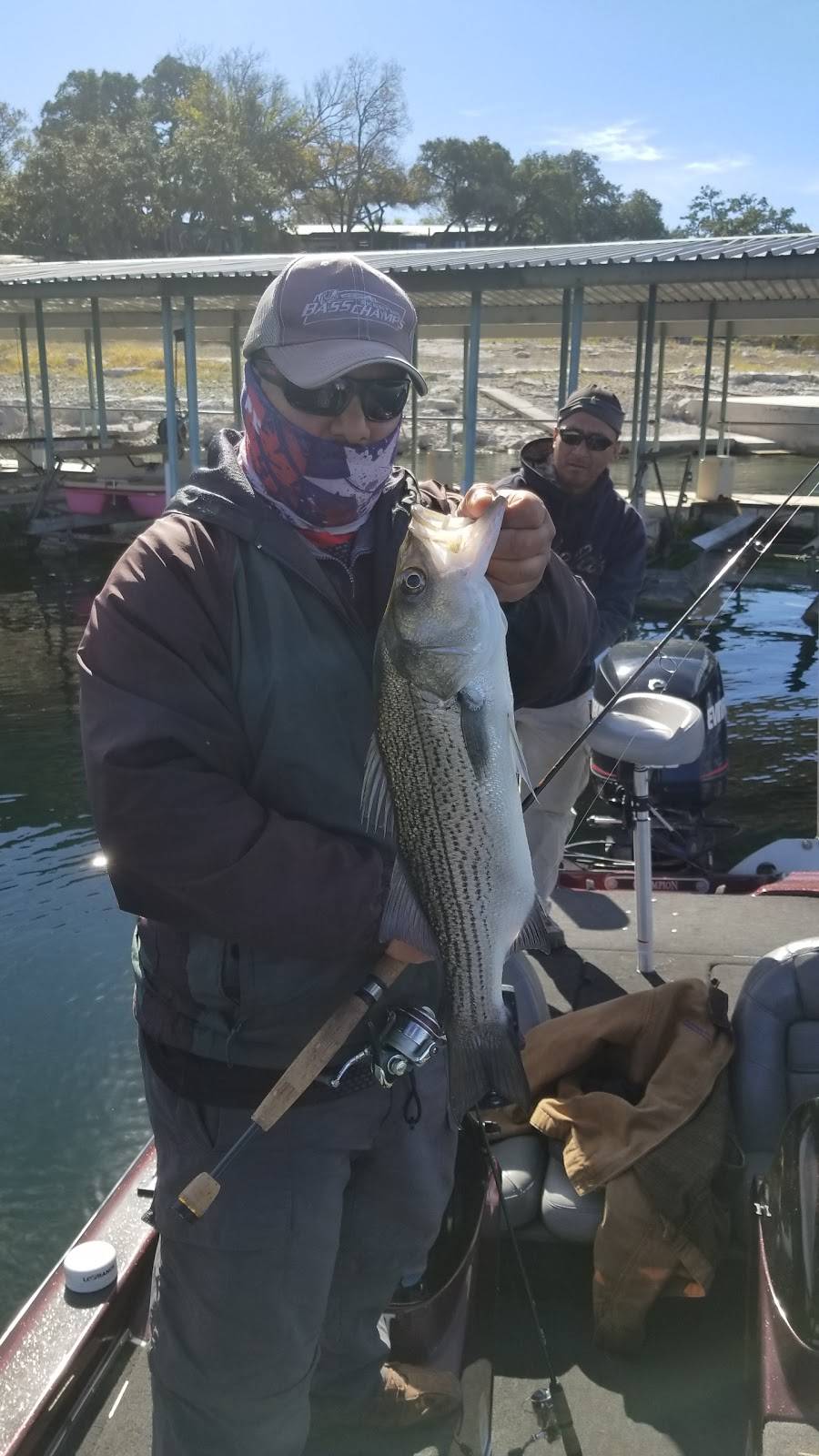 Red Cove Cafe & Marina | restaurant | 255 Co Rd 2611, Mico, TX 78056, USA | 8307512902 OR +1 830-751-2902