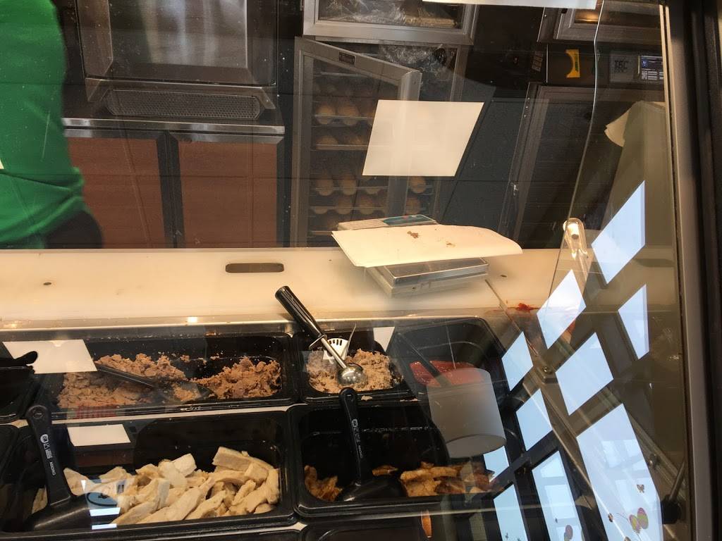 Subway | restaurant | 495 Chemin Vanier H, Gatineau, QC J9J 3H8, Canada | 8195574070 OR +1 819-557-4070